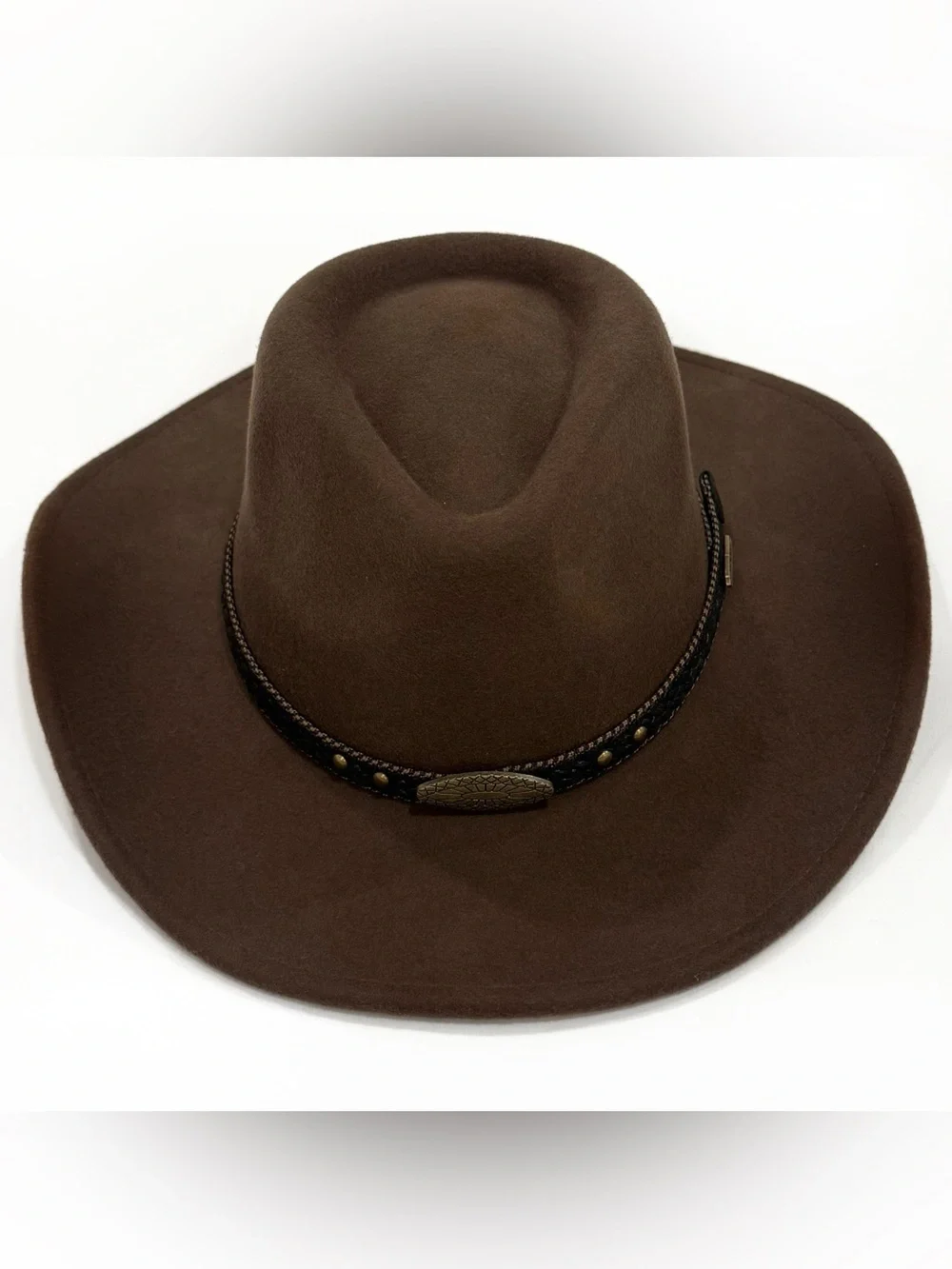 NWOT Cody James Felt Western Fashion Hat. Unisex Size SM in the color Pecan.